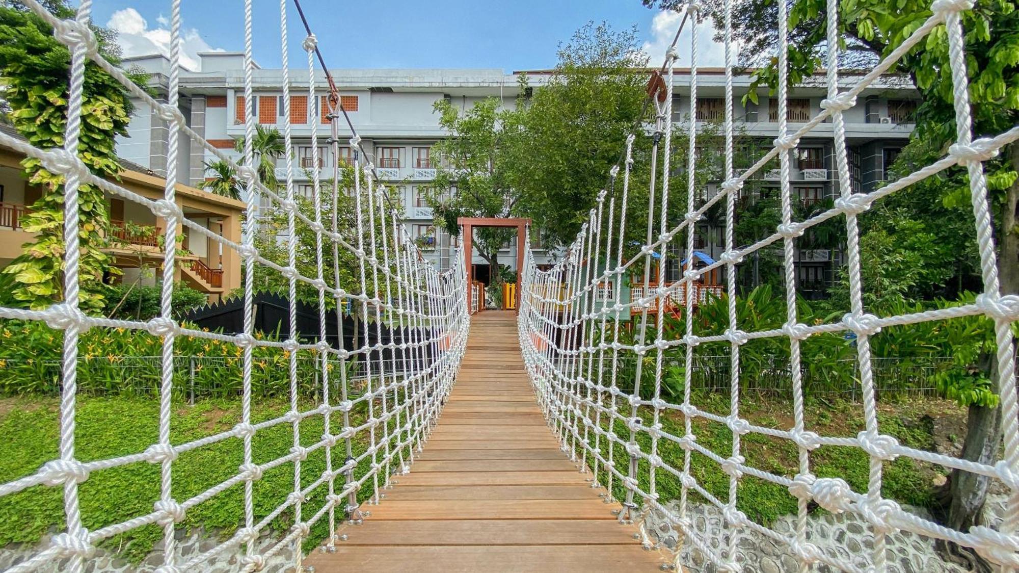 Lorin Solo Hotel Buitenkant foto